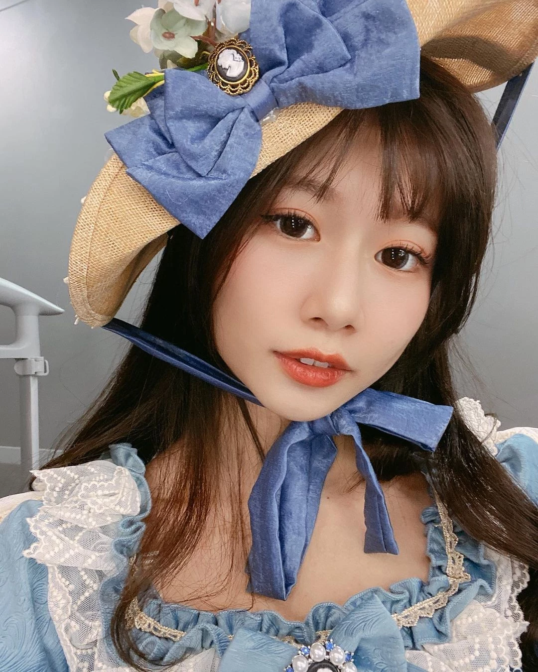  調皮萌系旗袍正妹朵莉 復古風露性感小蠻腰甜美笑容讓網友融化了 (13P)