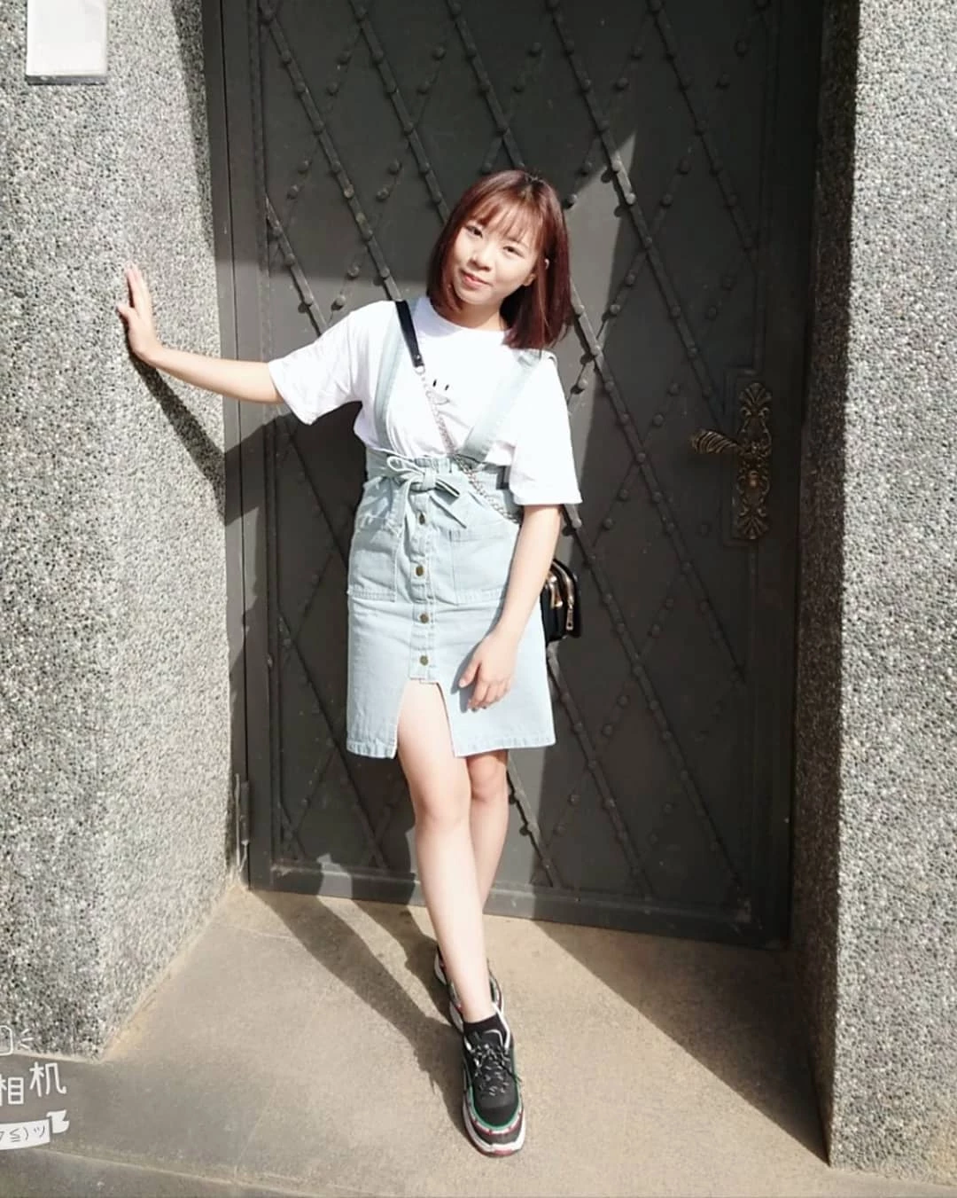 學生制服裝芷芸 水手服打扮萌配黑絲襪根本讓人想犯罪 (12P)