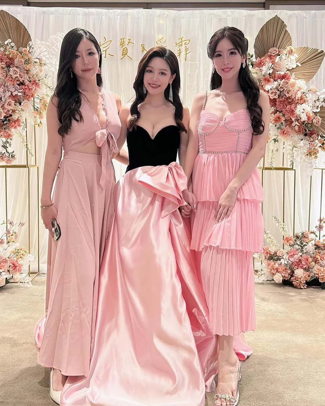  天使般的笑容「甄馨Tiffany lin」藏不住的性感 (40P) 第1张