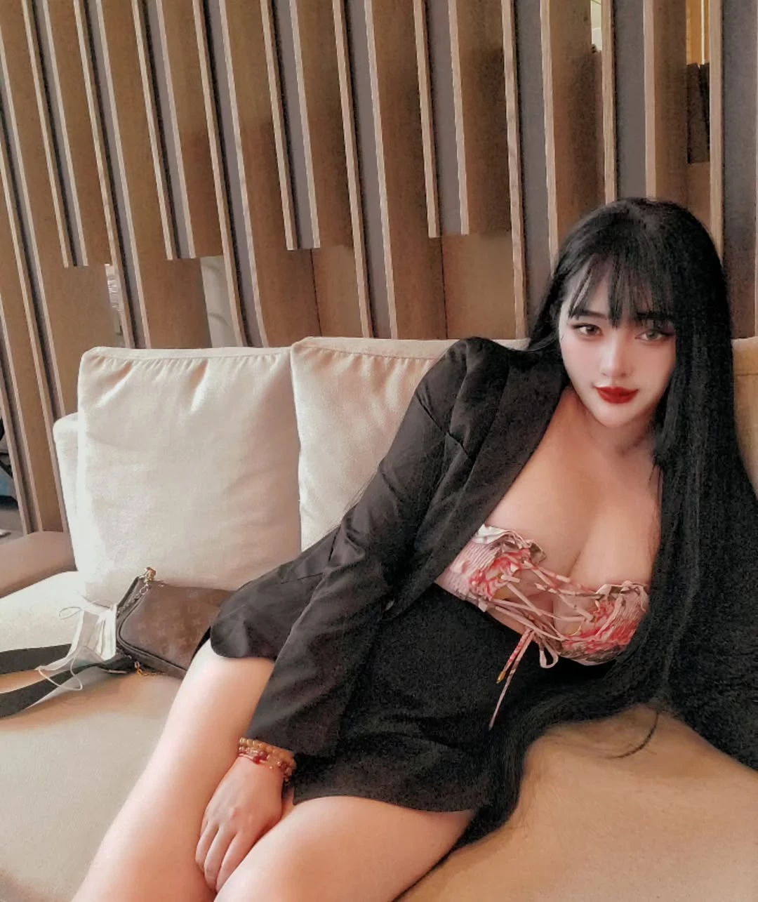  腰线完美 「黄静」美乳呼之慾出 (35P) 第3张