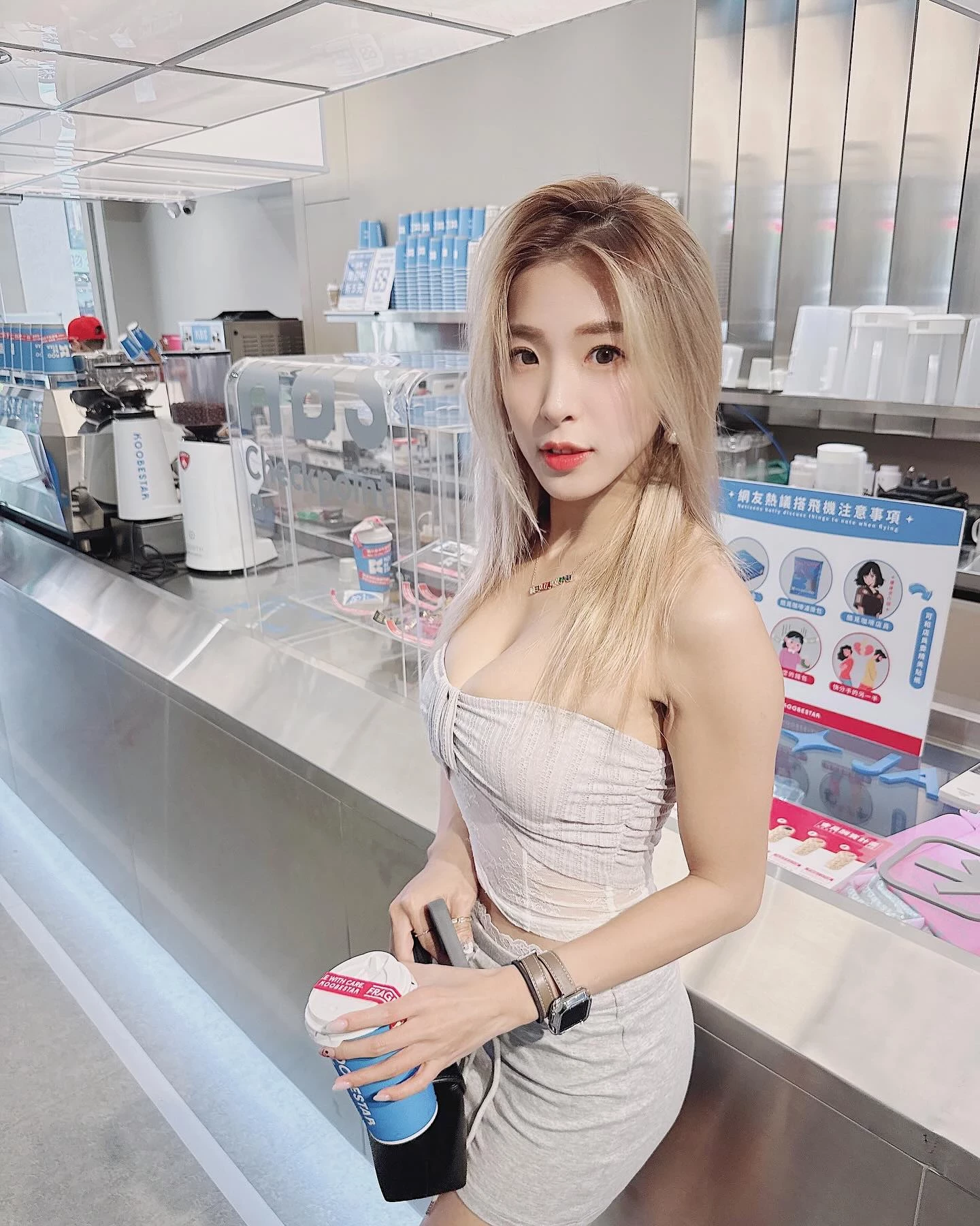  各种养眼画面「赵倍儿｜Bella」邪恶饱满胸器 (39P) 第18张