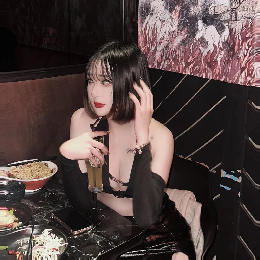  清秀女友「qe_wss」好曲线让人深深着迷 养眼福利放送 (34P) 第10张