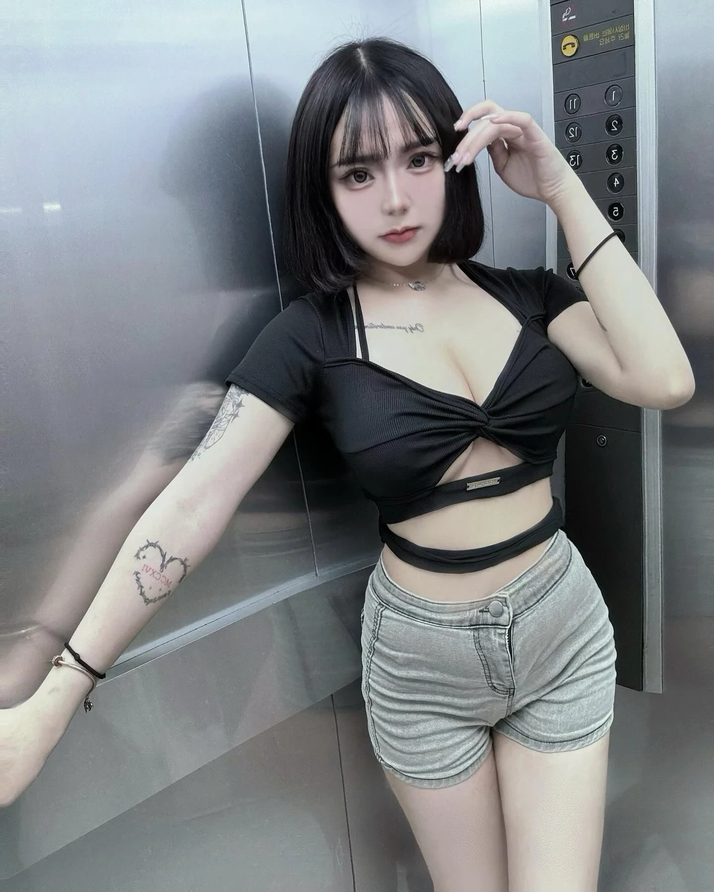  清秀女友「qe_wss」好曲线让人深深着迷 养眼福利放送 (34P) 第21张