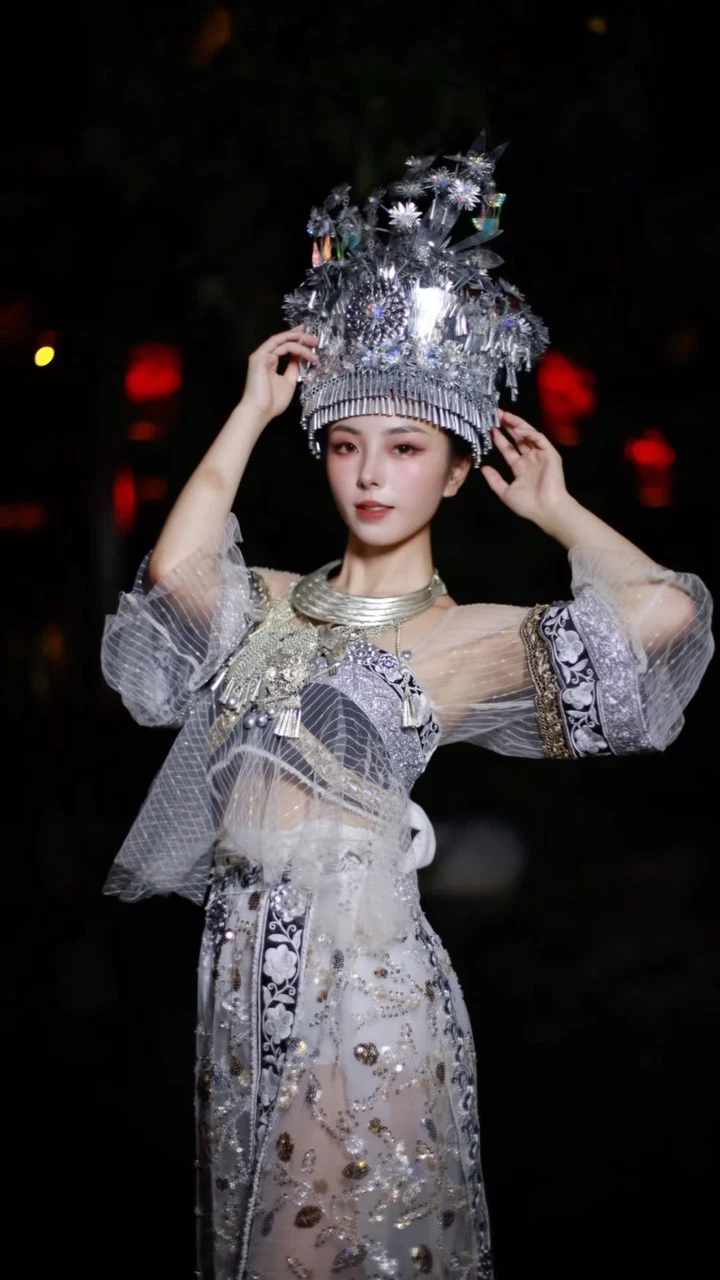  「芸宝」S曲线超杀 身材辣翻天 (28P) 第25张