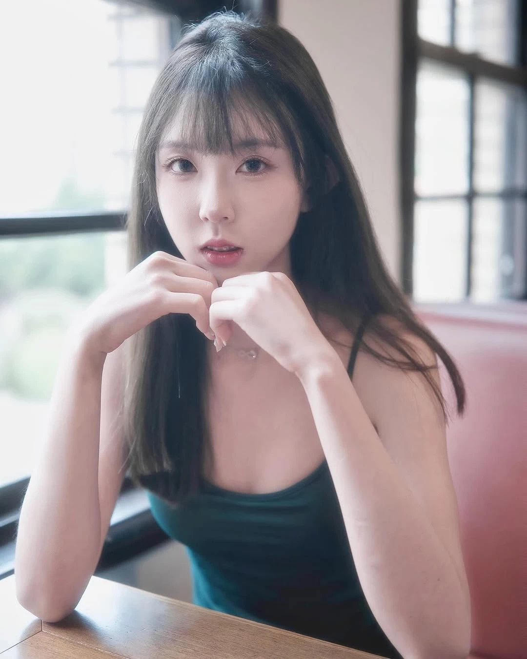  「烤麵包」甜美脸蛋好恋爱感 (21P) 第4张
