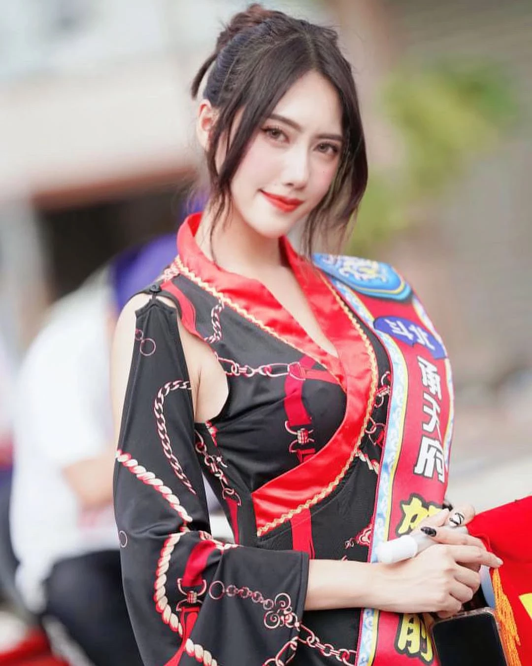 姣好身材若隐若现「仙仙Shan」 (18P) 第3张