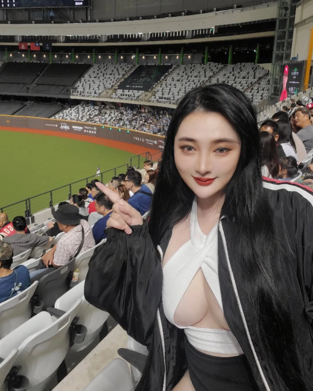  「黄静」邪恶美乳 画面引人遐想 (35P) 第14张