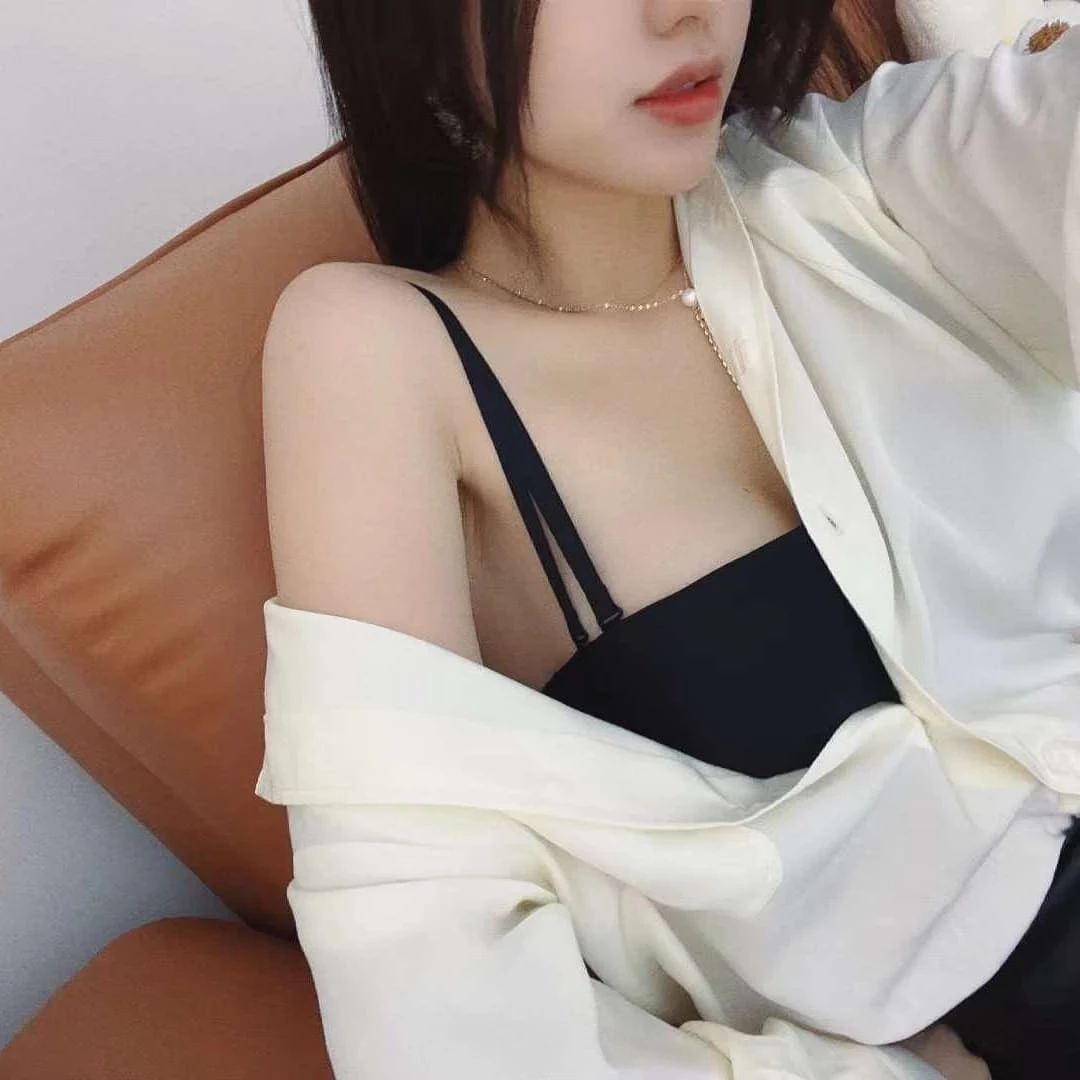  「严彤𝓣𝓸𝓷𝓰」美若天仙 闭月羞花 (19P) 第8张