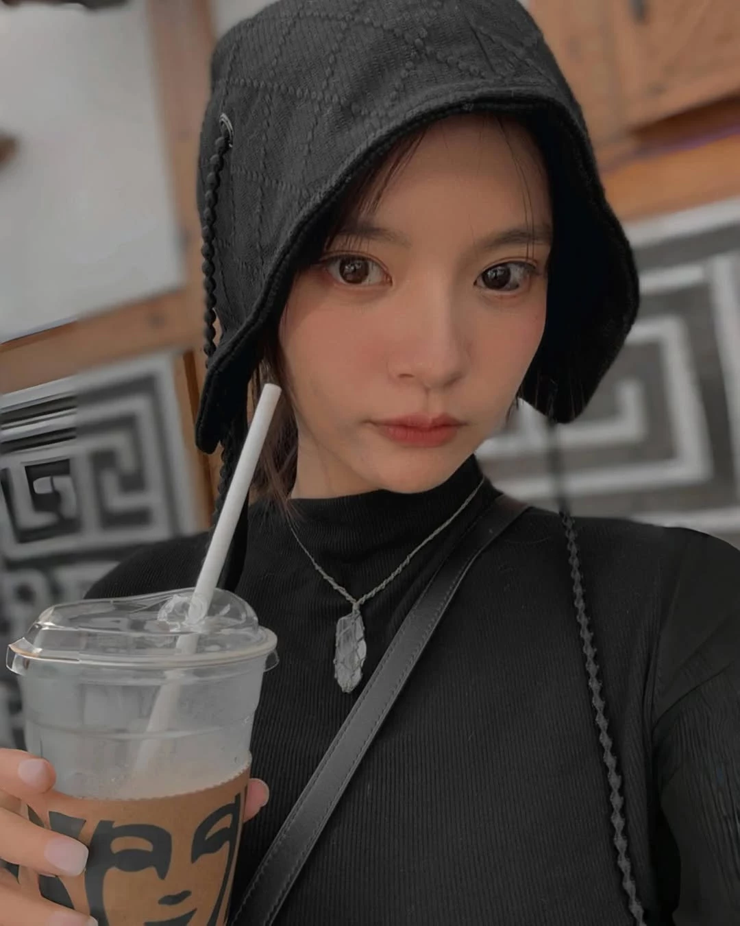  雪白肌诱惑「曾珮晨」 大眼女孩 甜美脸蛋 (20P)