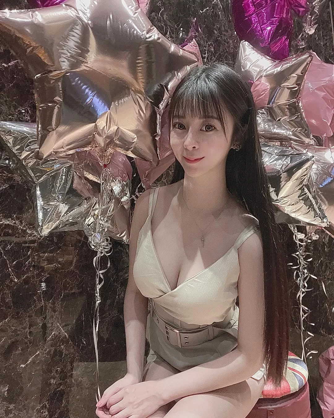  大露事业线「简柔」白嫩乳袋形状全现 (17P) 第13张