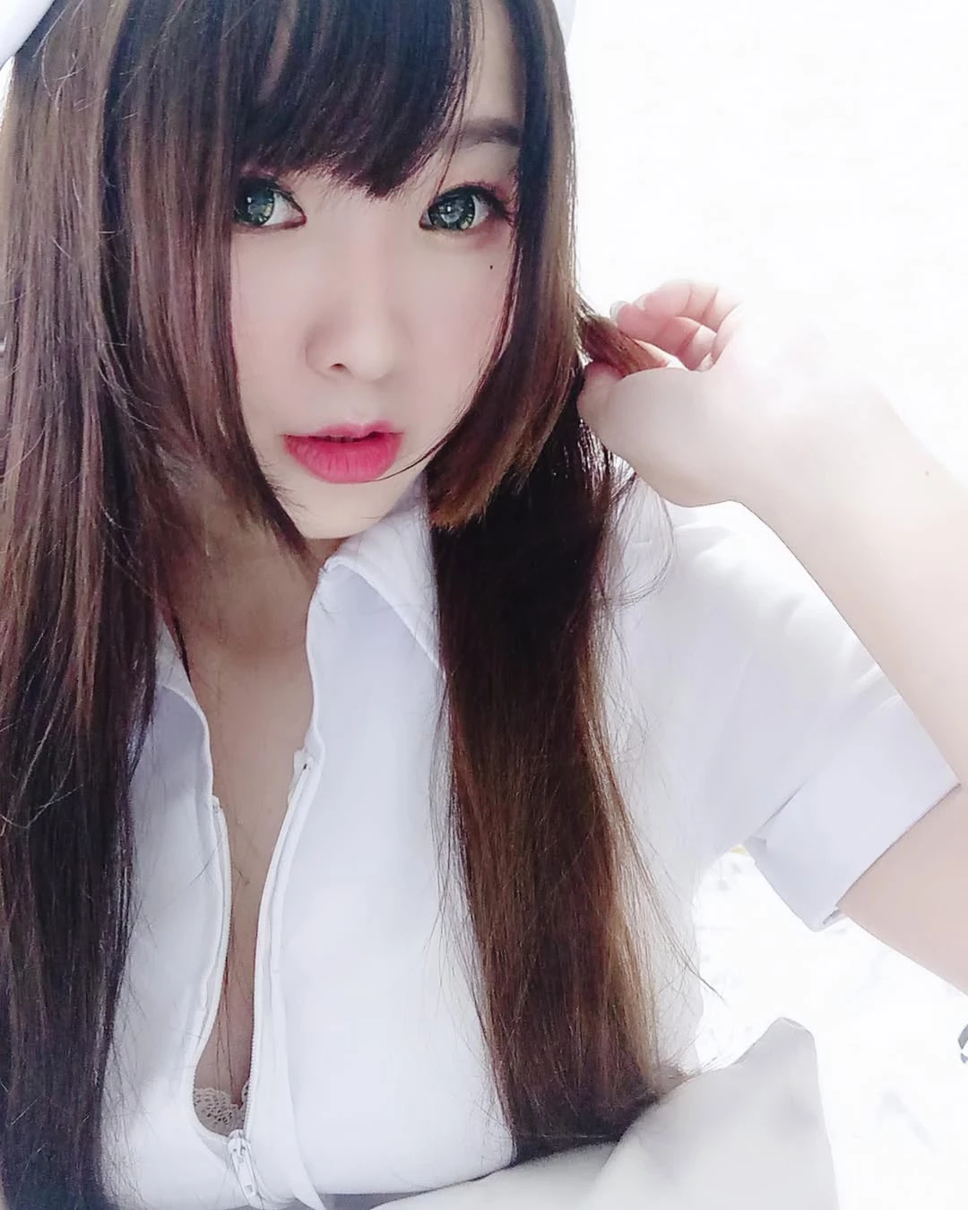  色气胴体「小玖」美乳炸出太刺激 (13P) 第7张