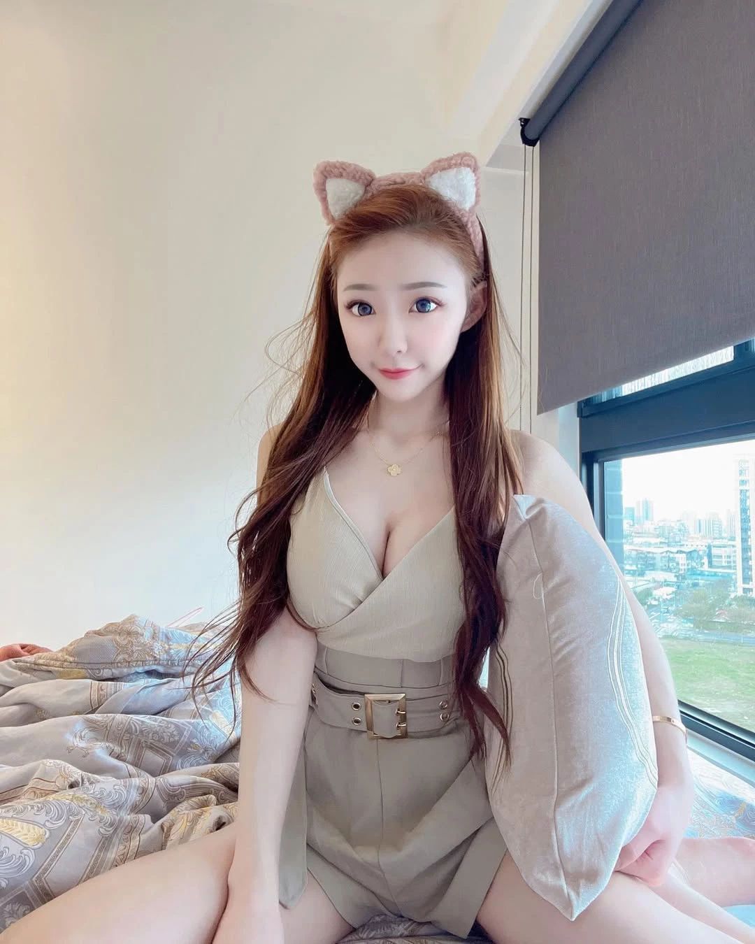  双乳弹出「彭小芸」全场的目光焦点 (20P) 第15张
