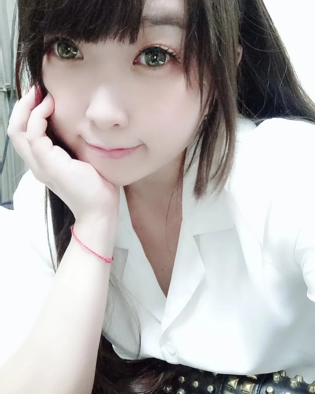  色气胴体「小玖」美乳炸出太刺激 (13P)