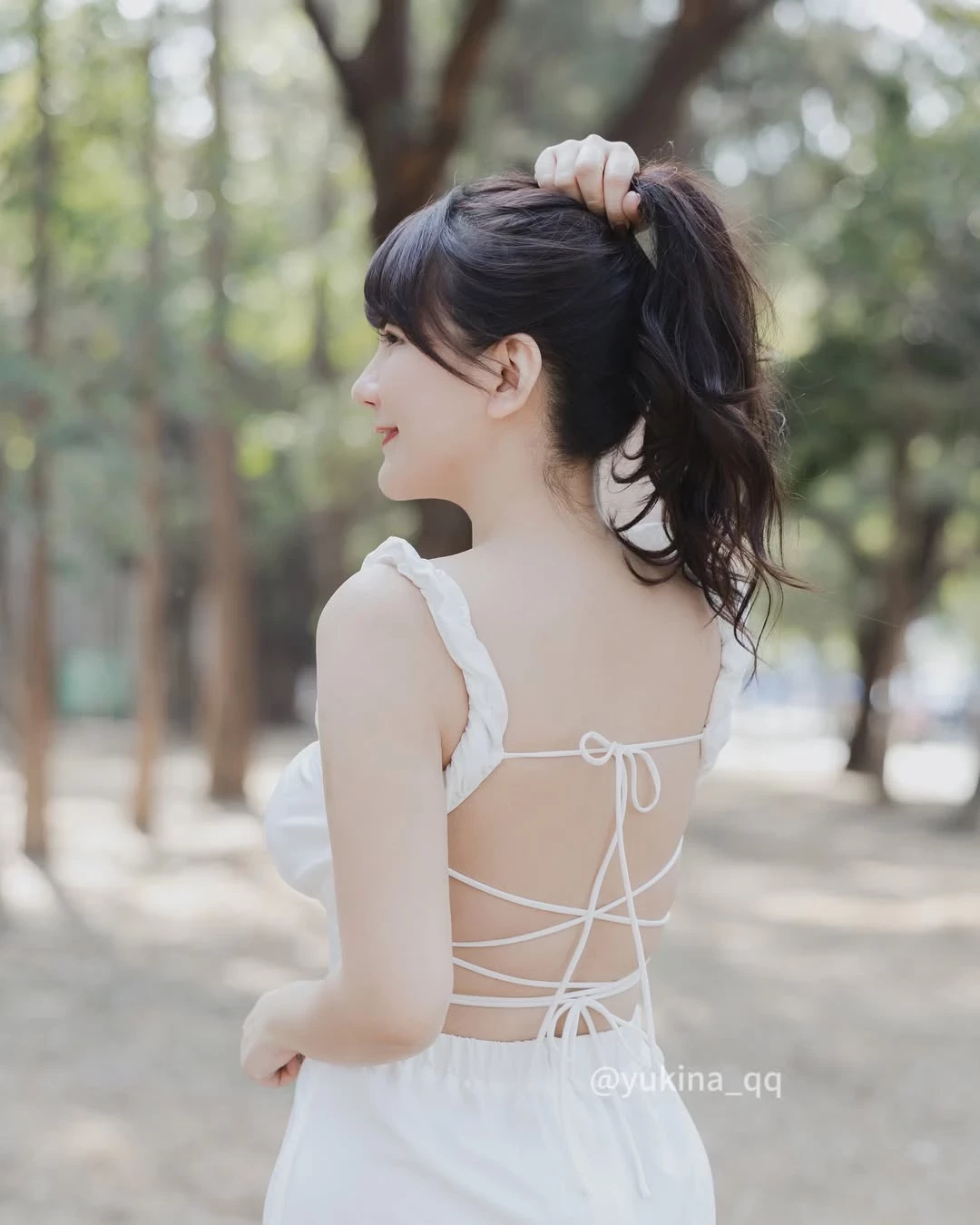  「Yukina优熙」展现唯美乳形 众人惊呆 (20P) 第16张