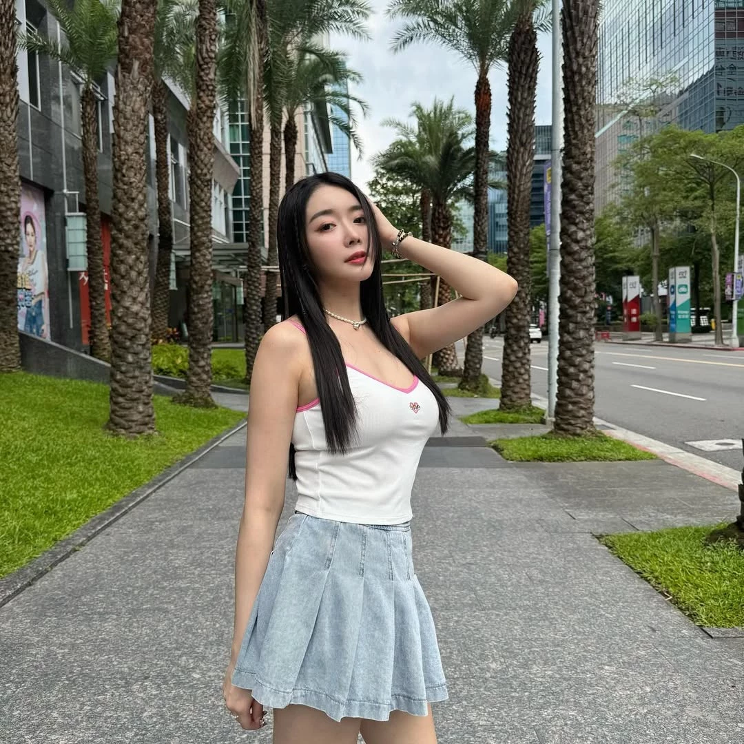  「成语荞_Jenny_ジェニー」空灵气质无敌 让人看了心情美丽 (26P) 第20张