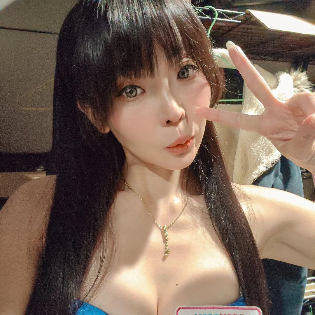  「Maggie性感甜心小小」优雅脱俗 回眸一笑百媚生 (21P) 第17张