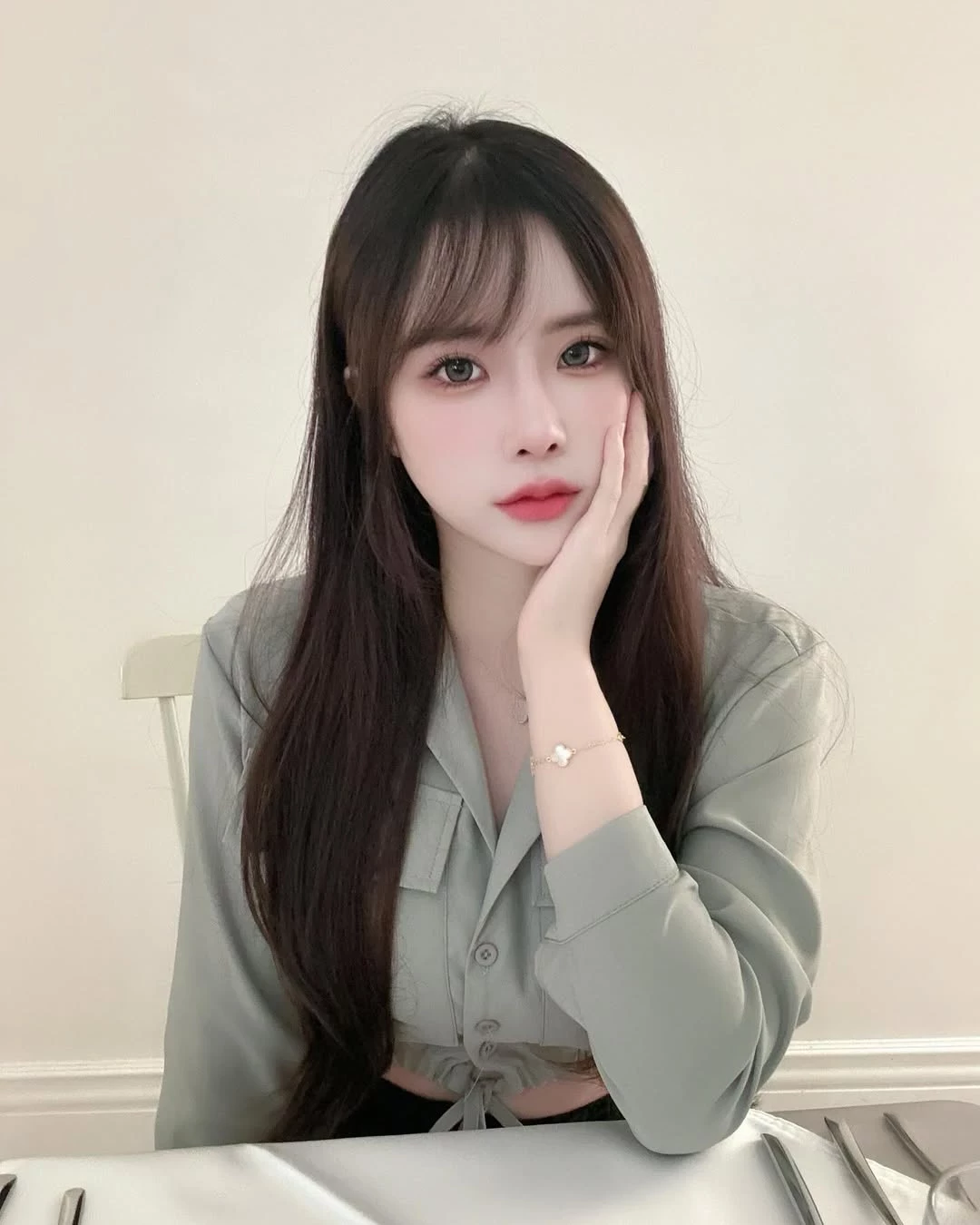  「𝐘𝐮𝐧_𝐲𝐮𝐧_筠」满到要溢出来白皙美乳 (23P) 第23张