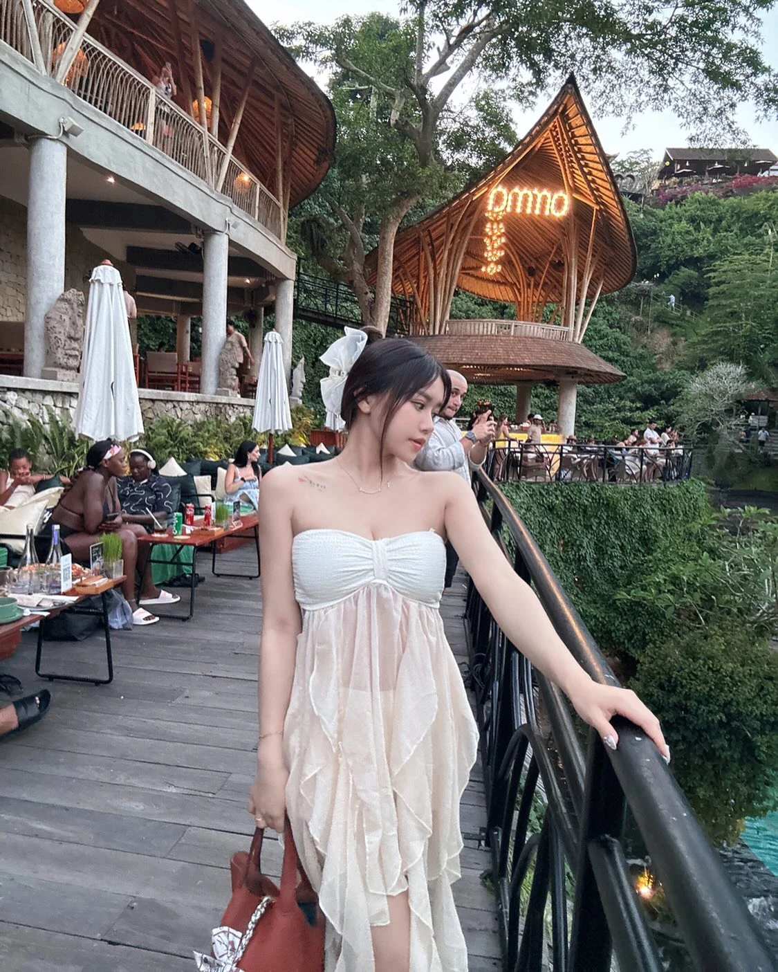  极品脸蛋太甜美「147_王木木pei_lin」美乳炸出太刺激 (22P) 第16张