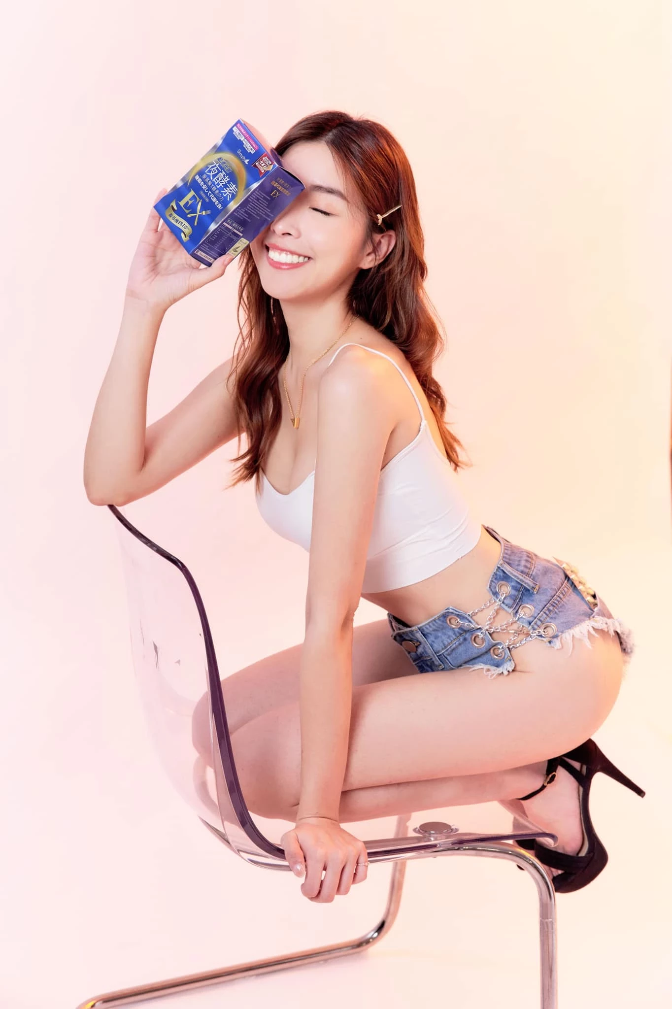  台湾女艺人~夏乙薇~目前电视节目上穿着最大胆的女艺人 (11P) 第2张