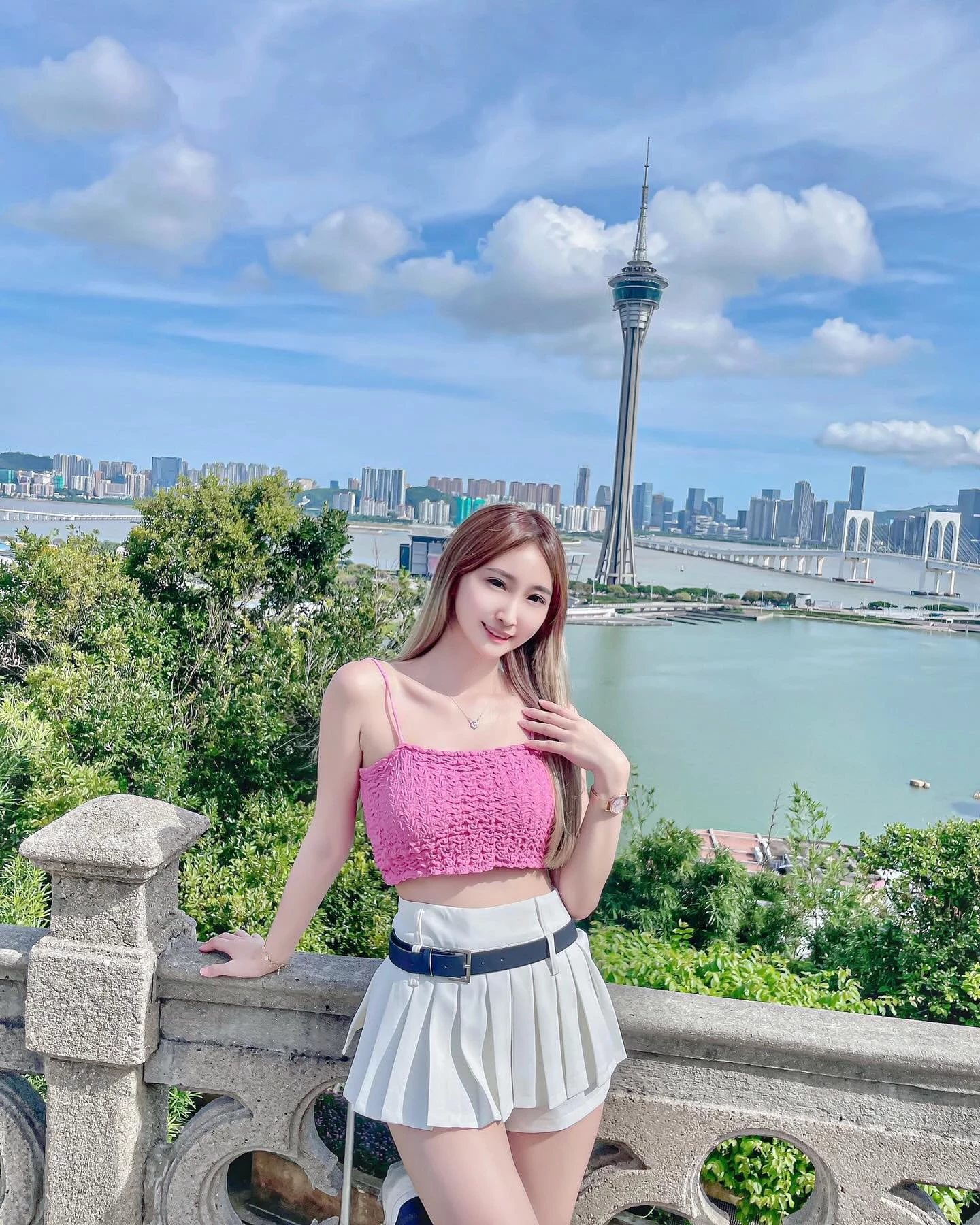  「妞妞」展现发育良好的绝世美景 (22P) 第2张