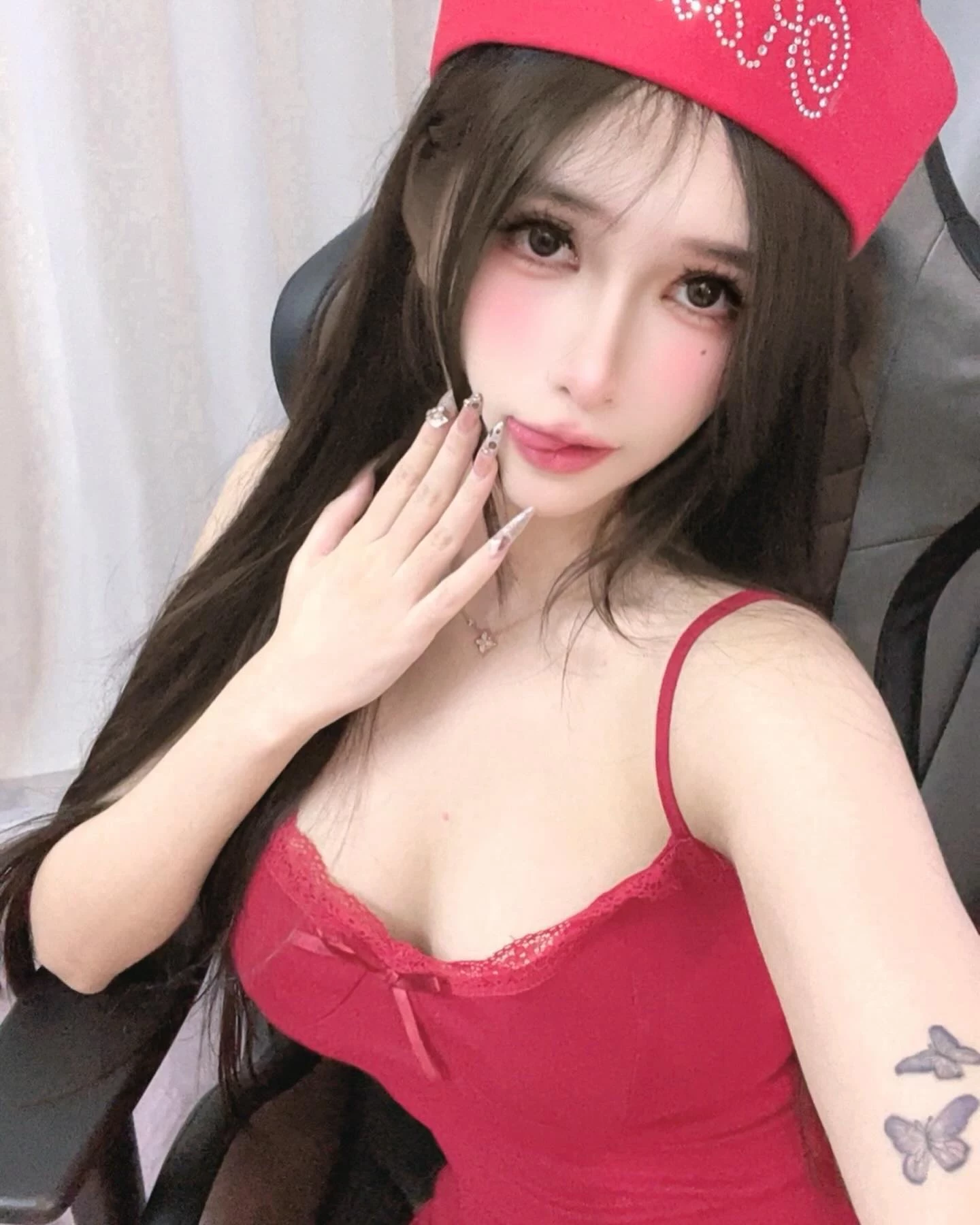  「YuShan_Tan」身材辣到眼冒金星 (18P) 第16张