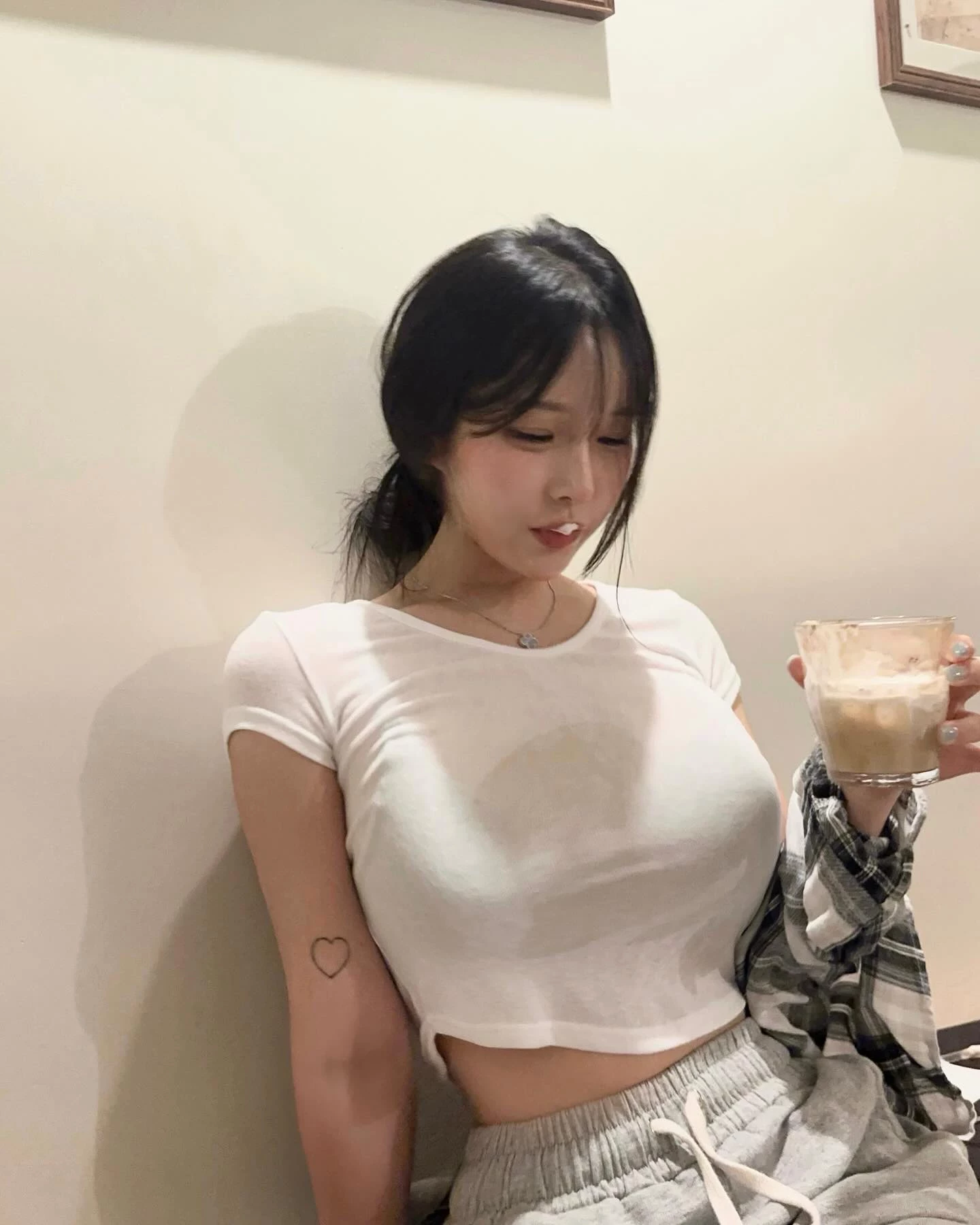  「유유」完美的紧緻身材 令人着迷 (18P) 第17张