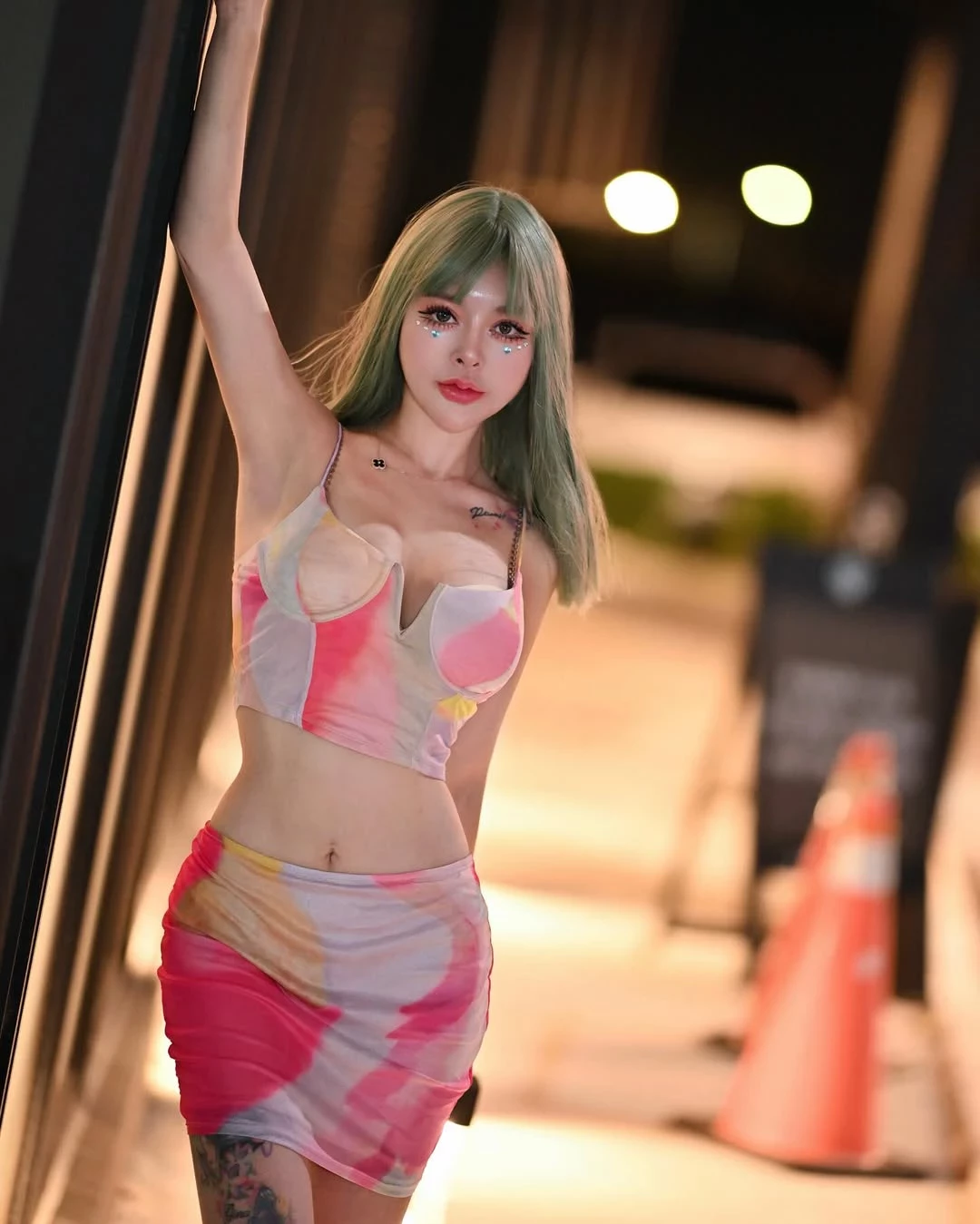  身材迷人 「Gina_姬冰嫣」前凸后翘太诱惑 (20P) 第14张