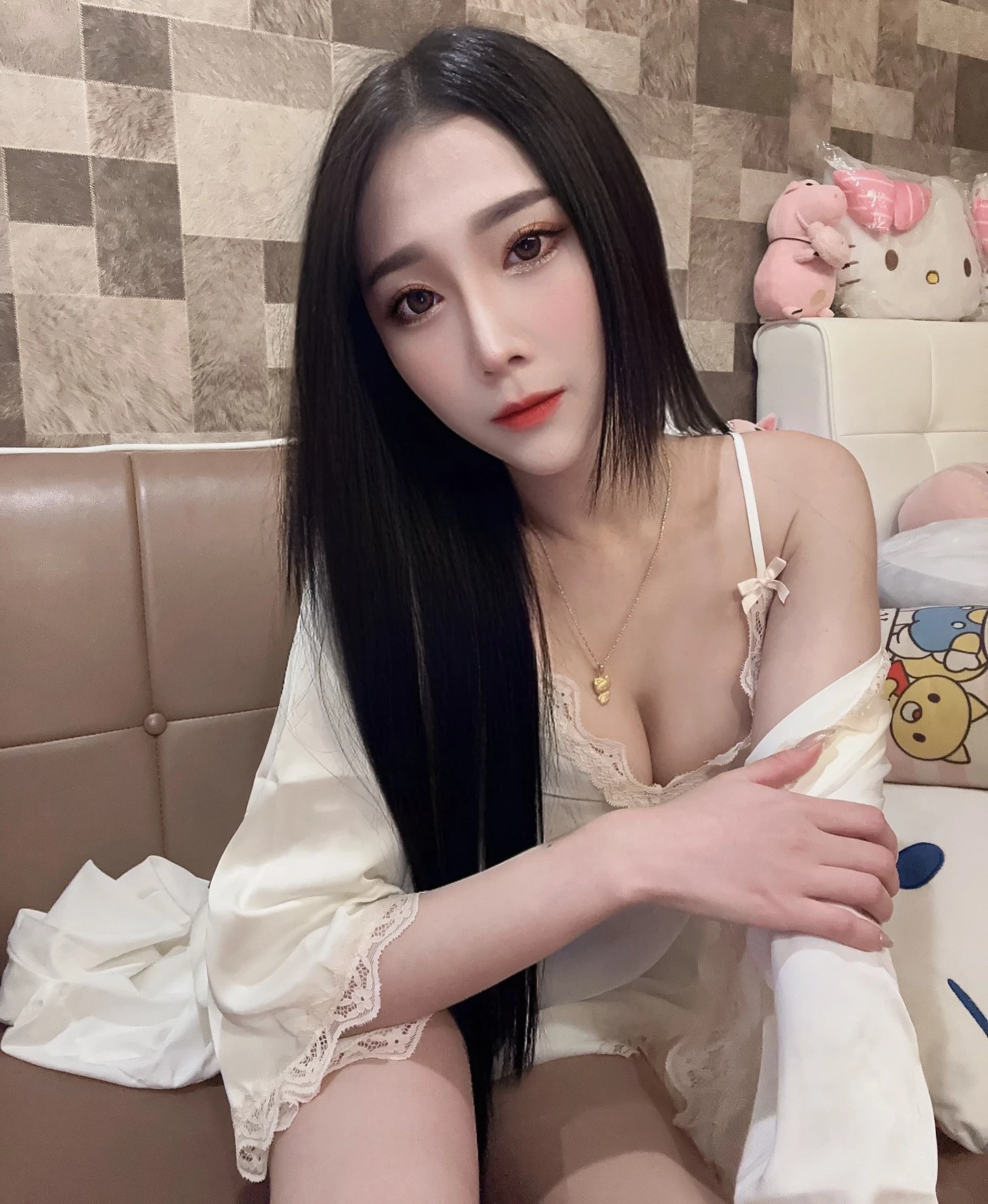  美乳小只马「斑比」大尺度露胸内衣 (25P) 第22张