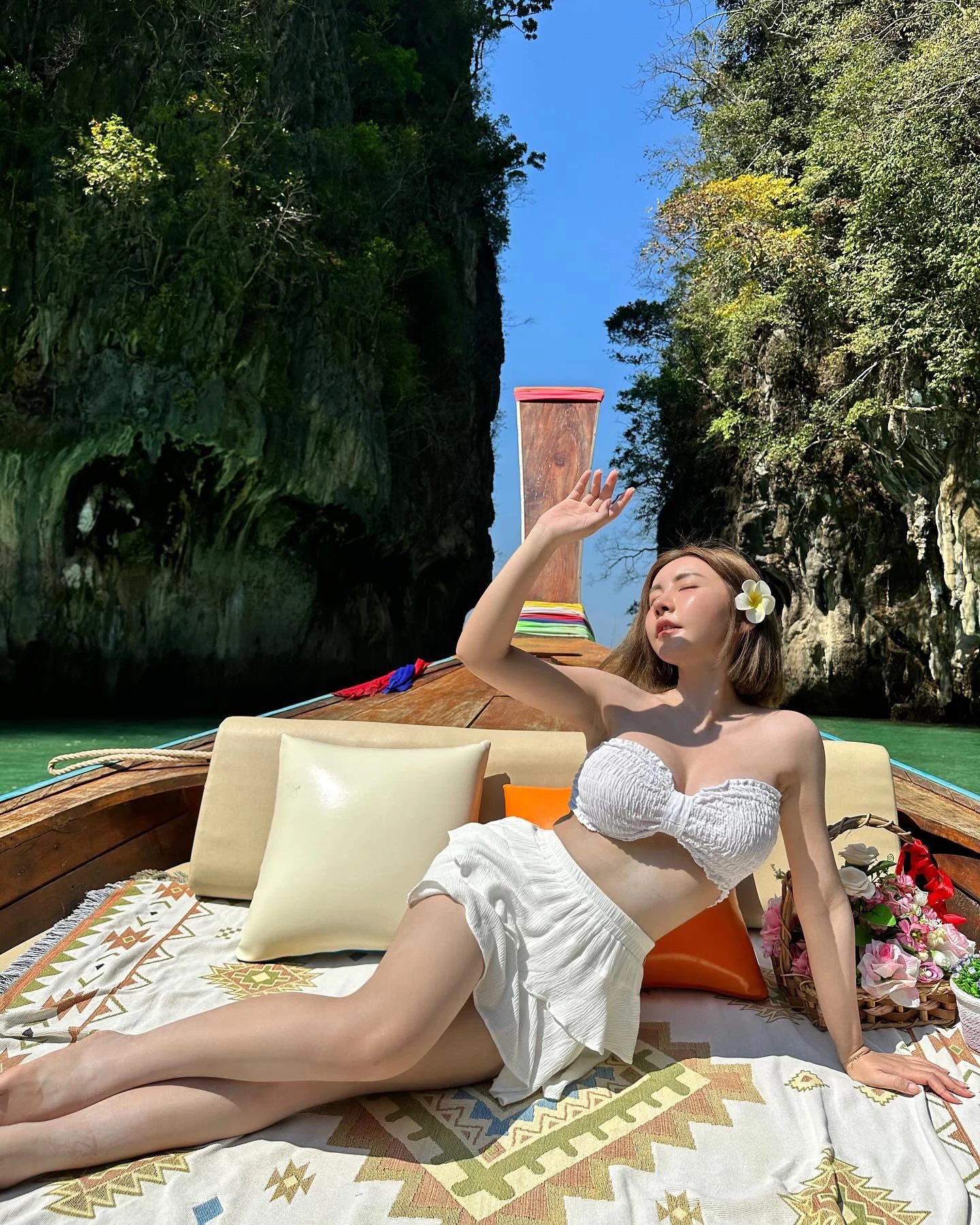  「周念薰」女王般的气质 细腰爆乳 (45P) 第16张