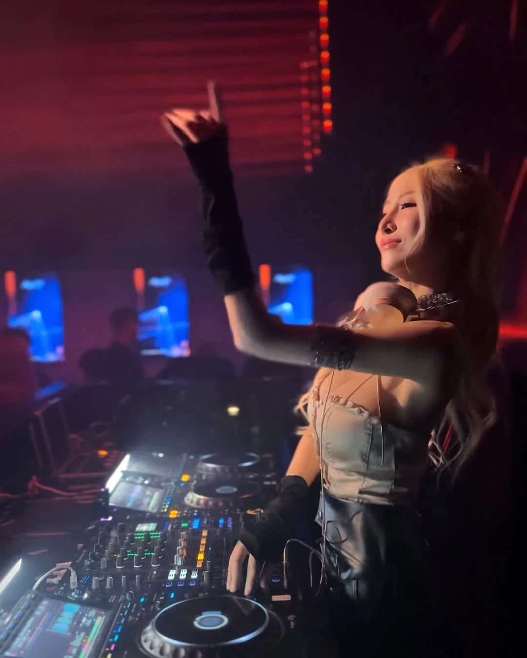  「DJ_XIN_李小星」 若隐若现 掳获网友芳心 (22P) 第14张
