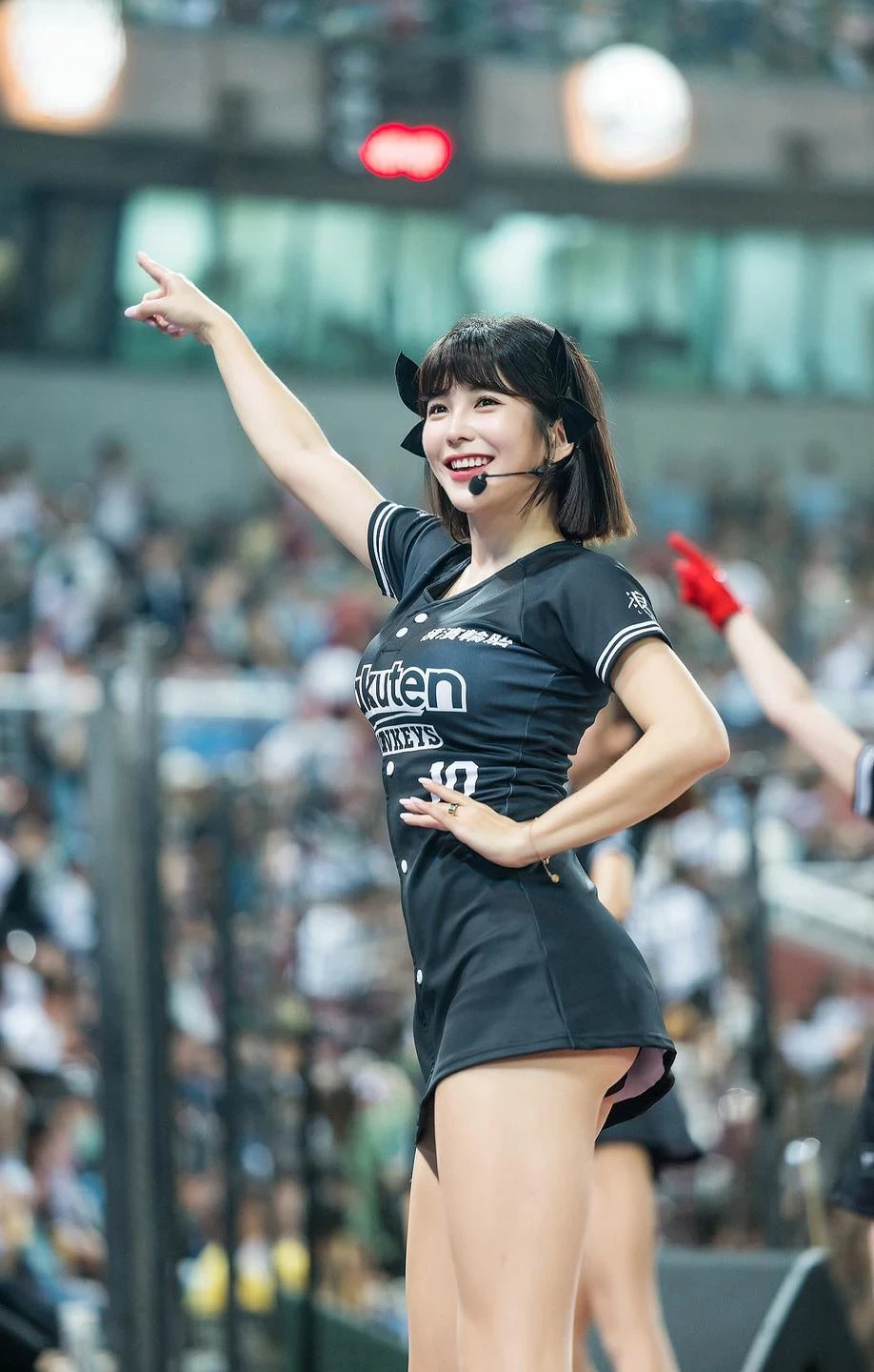  台湾啦啦队女神~壮壮 Ula Shen~她的翘臀可是一级棒的 (18P) 第4张