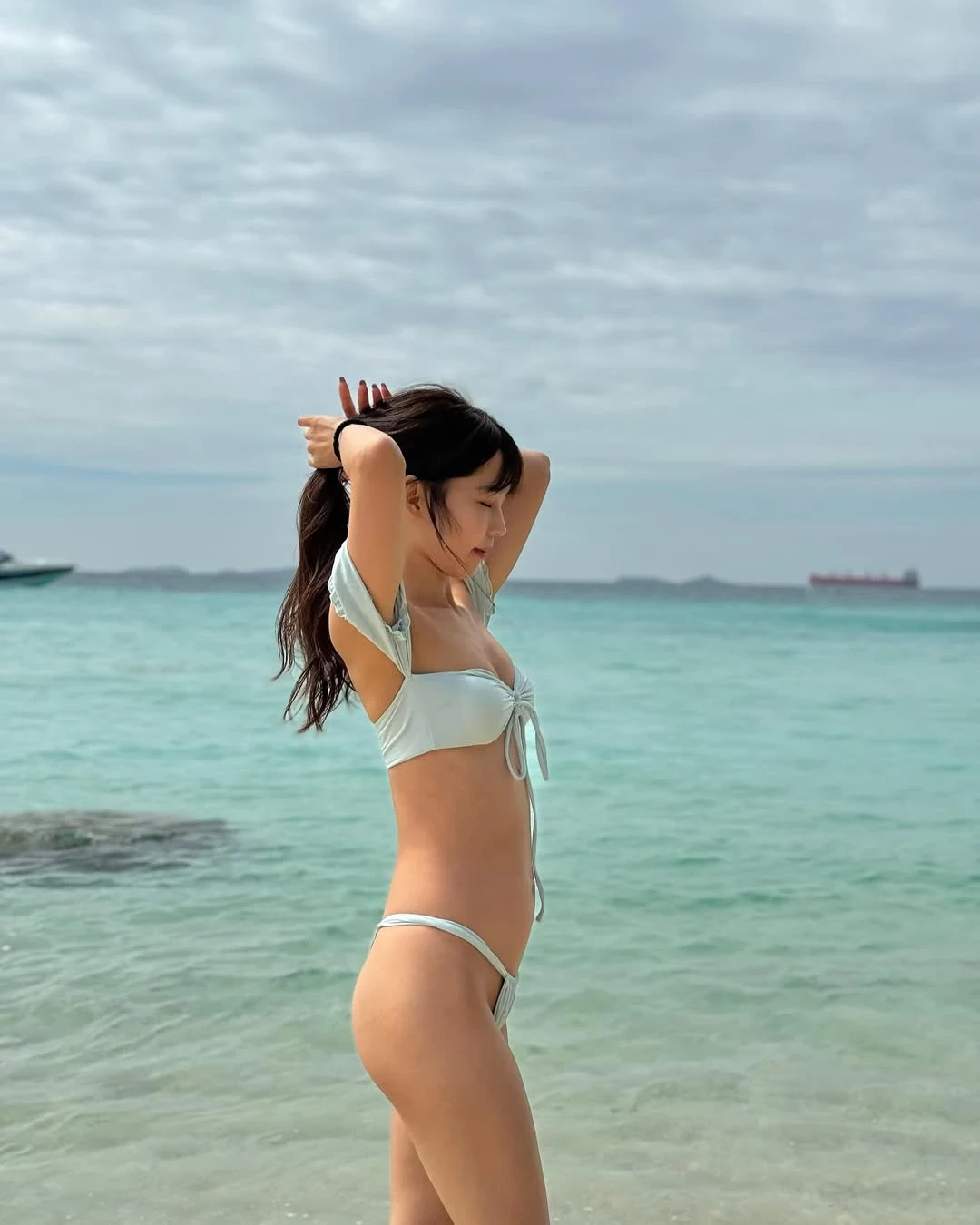 「双胞胎妹妹_77」身材好到没话说 (23P) 第3张