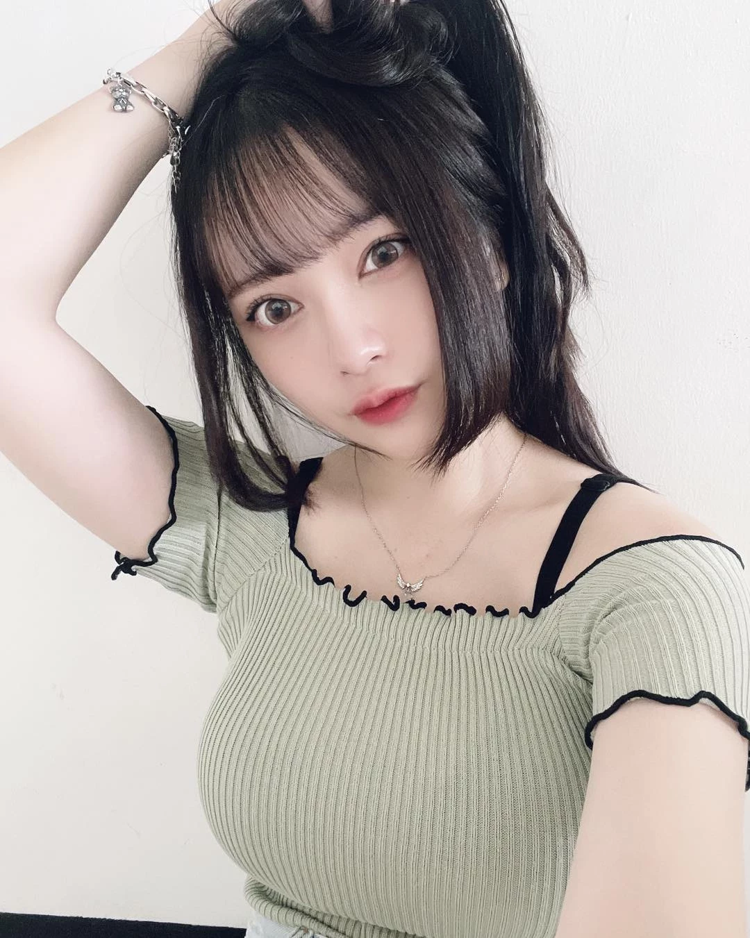  小露性感辣照「林涵」辣度爆表！ (21P) 第21张