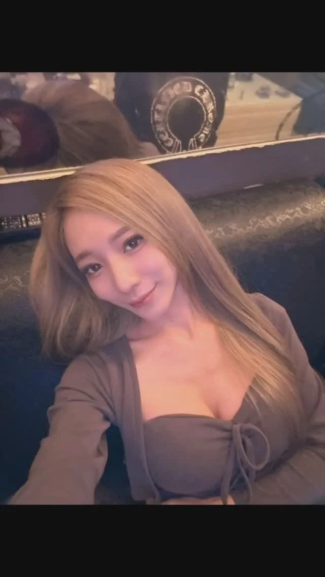  唯美可爱「伍贰零」女王般的气质 看了超心动 (26P) 第3张