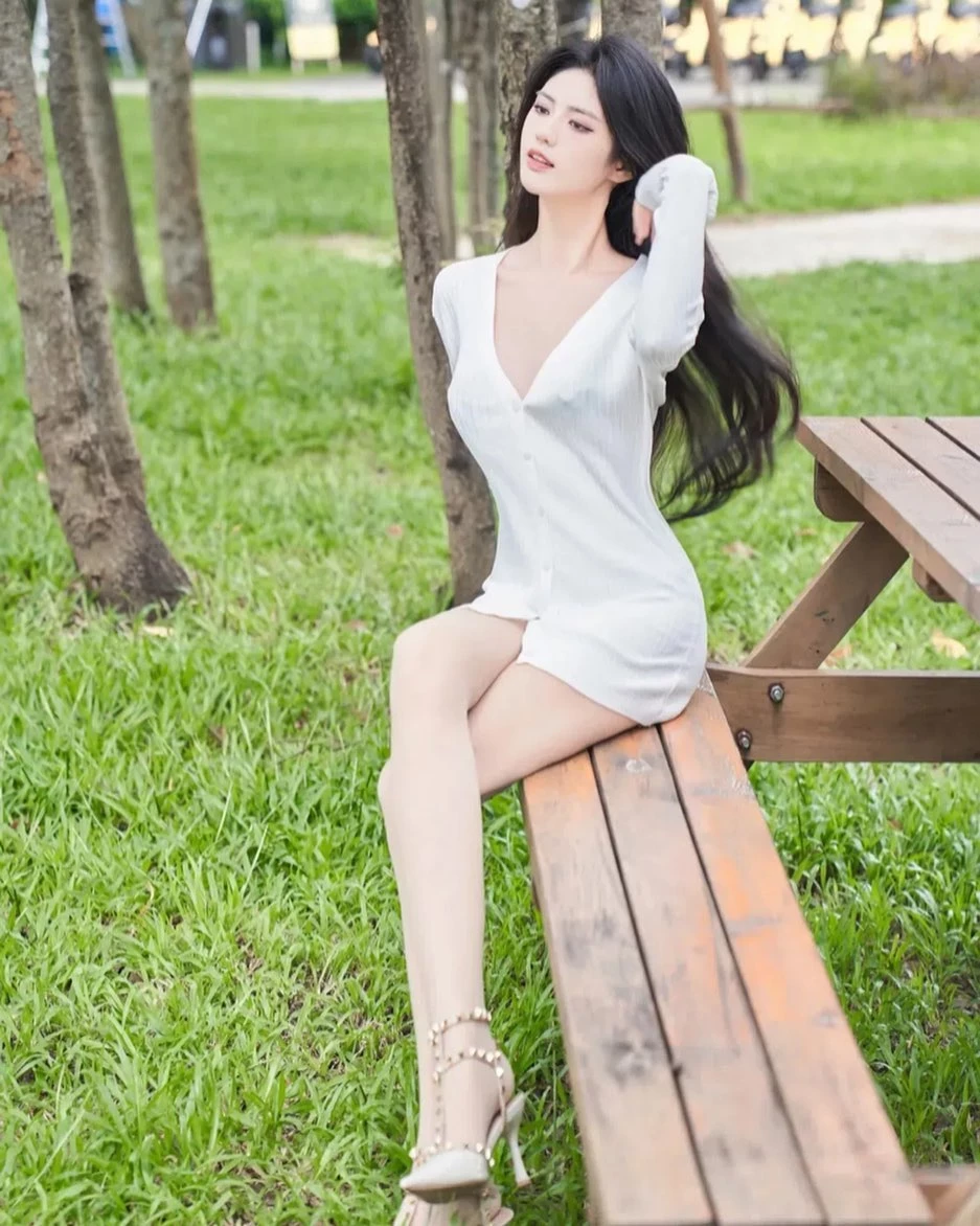  「是浅浅呀」美胸视角太犯规 (33P) 第6张