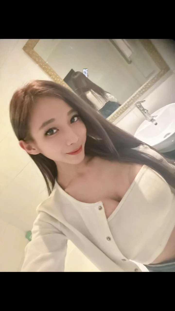  唯美可爱「伍贰零」女王般的气质 看了超心动 (26P) 第11张