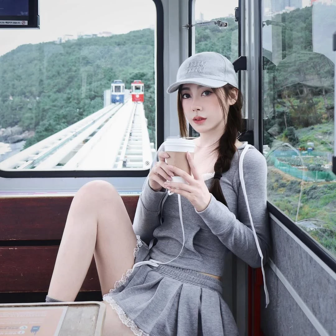  「汤芷然」完美曲线超性感 (21P) 第2张