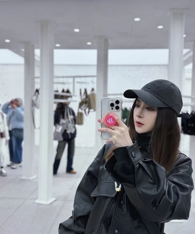  冰山美女「Elsa Ko」让人一见倾心 (11P) 第7张