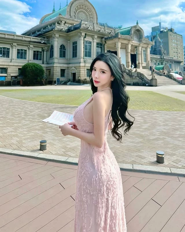 颜值天花板Plus「蓝星蕾」看了超心动 (10P) 第6张