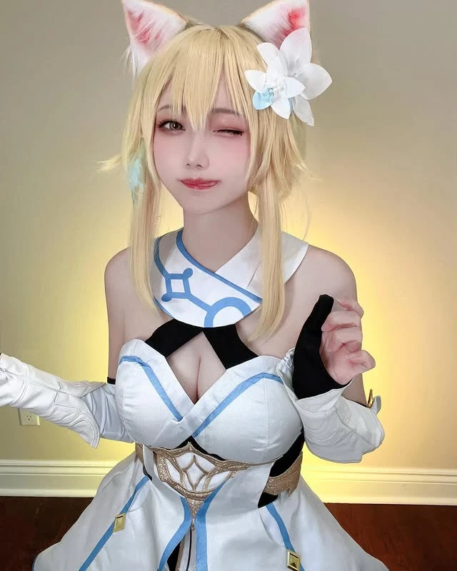  超人气Coser「Aya」行走的艺术品 (10P) 第3张