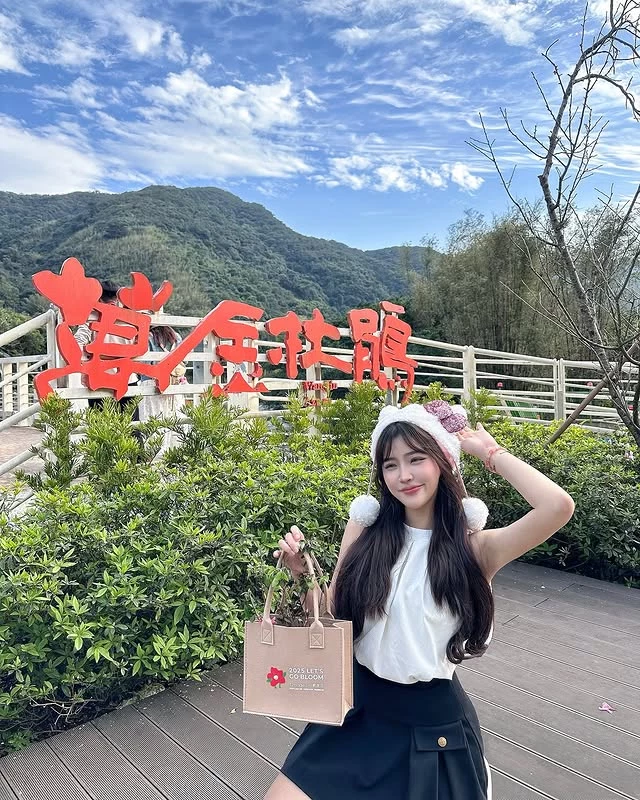  大奶妹「林玲令Slin」诱惑度满满 (10P) 第5张