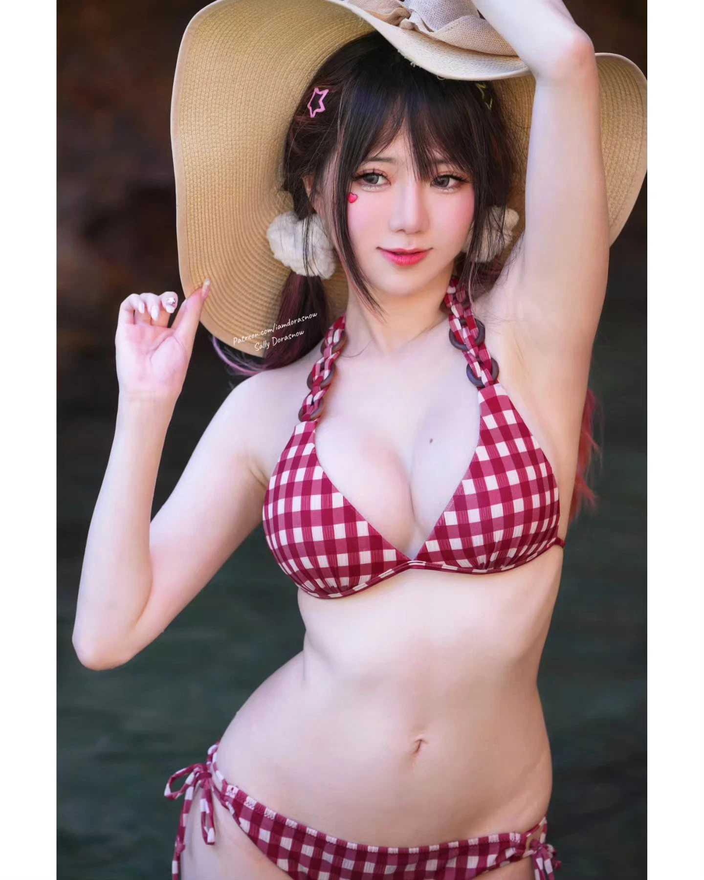  「Sally_Teh_S.L_多啦雪」不吝啬展现魔鬼身材 (24P) 第6张