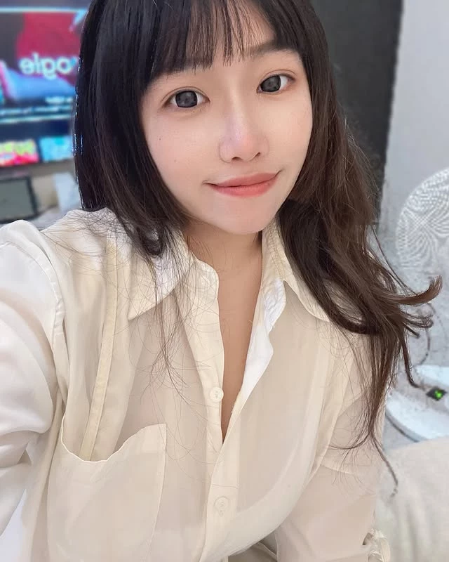  美艳女神「Emma Ouyang」甜笑让人失魂 (10P) 第7张