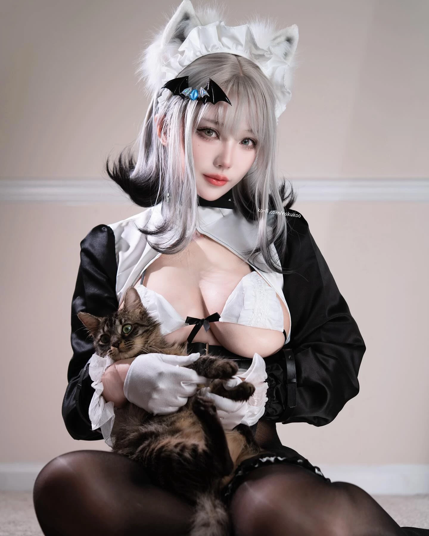  「Rakukoo_洛洛子」 美乳炸出太刺激 (12P) 第6张