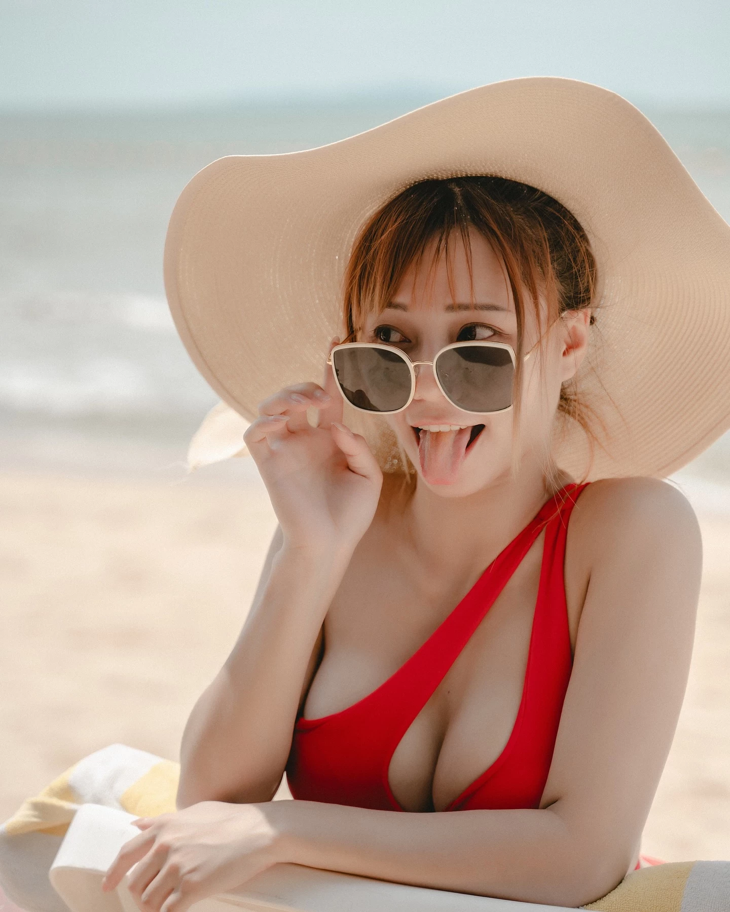  「Bonny波妮」顶级豪乳 甜美脸庞 (17P) 第3张