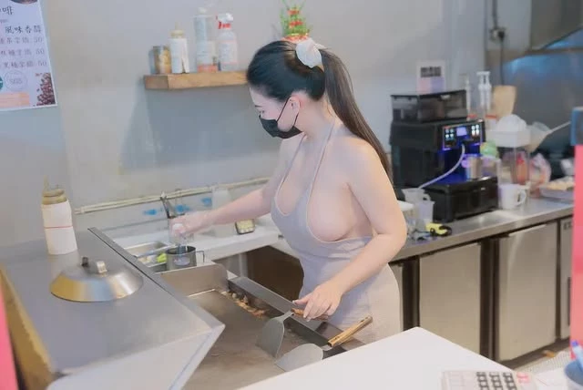  「倪娜 Nina」大方晒巨乳深沟 令人着迷 (10P) 第9张