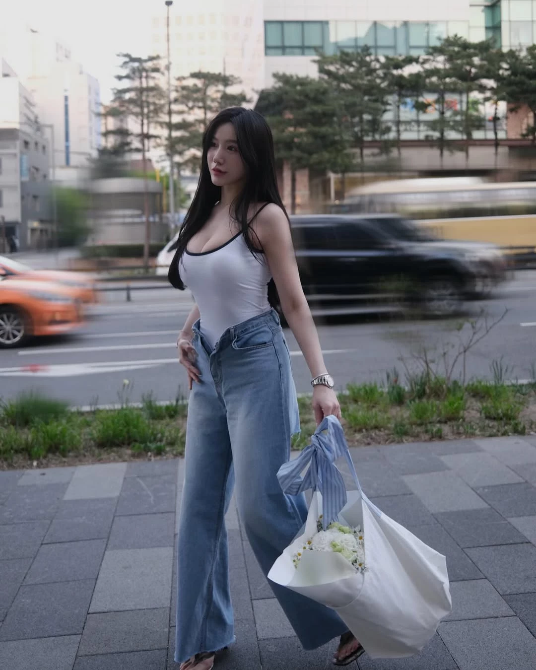  爆乳网红「Jian Rou」上围实在太惹火 (10P) 第8张