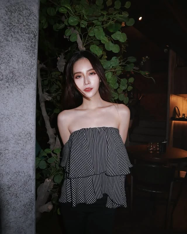  冰山美女「Elsa Ko」让人一见倾心 (11P) 第11张