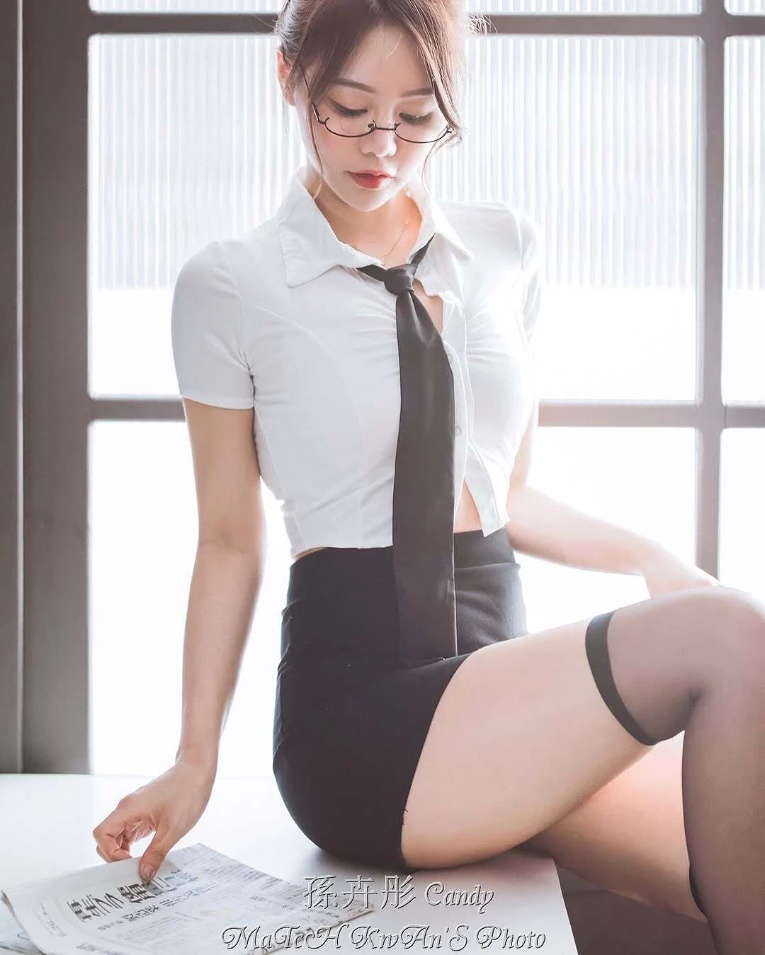  台湾甜美系列的外拍女郎~孙卉彤~她的颜值属于顶级，身材肉肉也很棒哦 (13P) 第6张