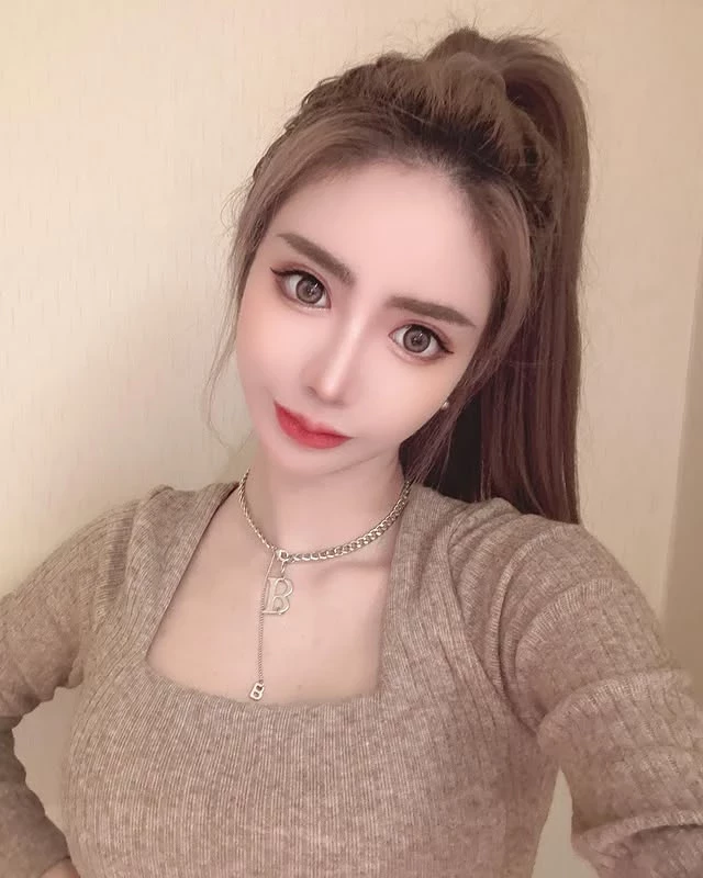  清纯女神「楺恩baby」无辜大眼让人想保护 (10P) 第3张